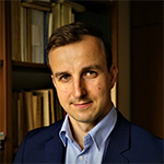 Dr Adrian Szopa