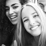 uśmiechnięte studentki